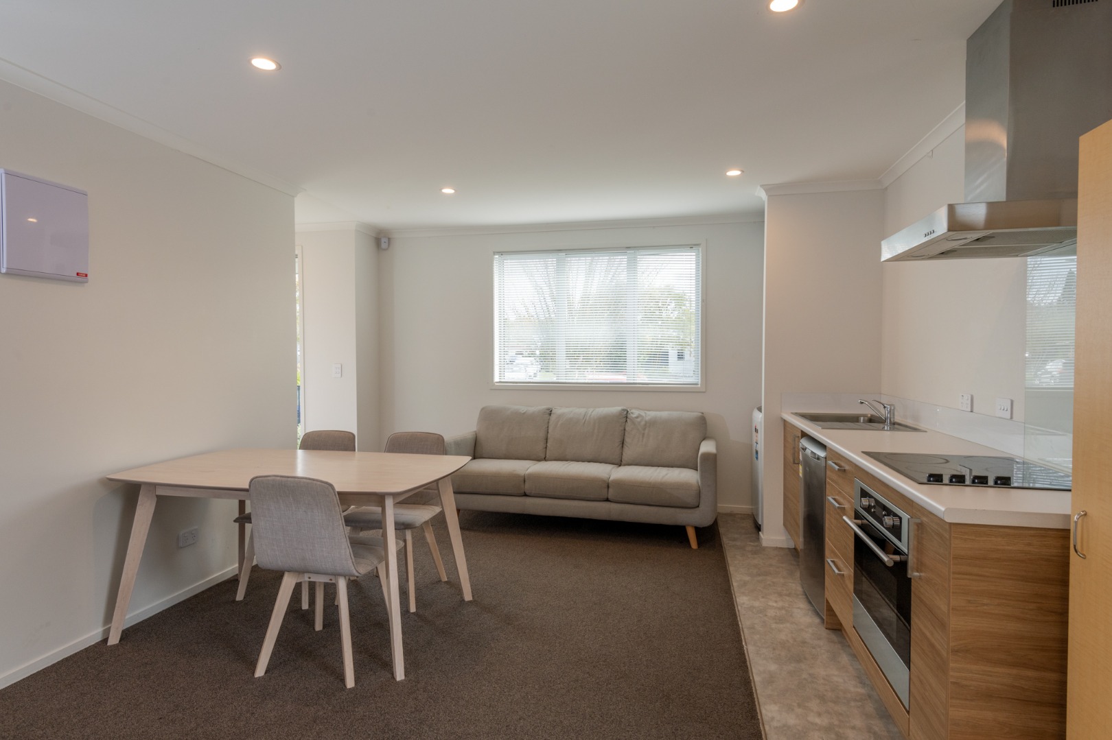 2/7 Hibiscus Avenue (Room B)
