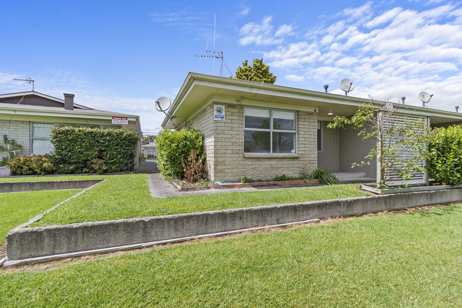 12/2 Ryan Ave