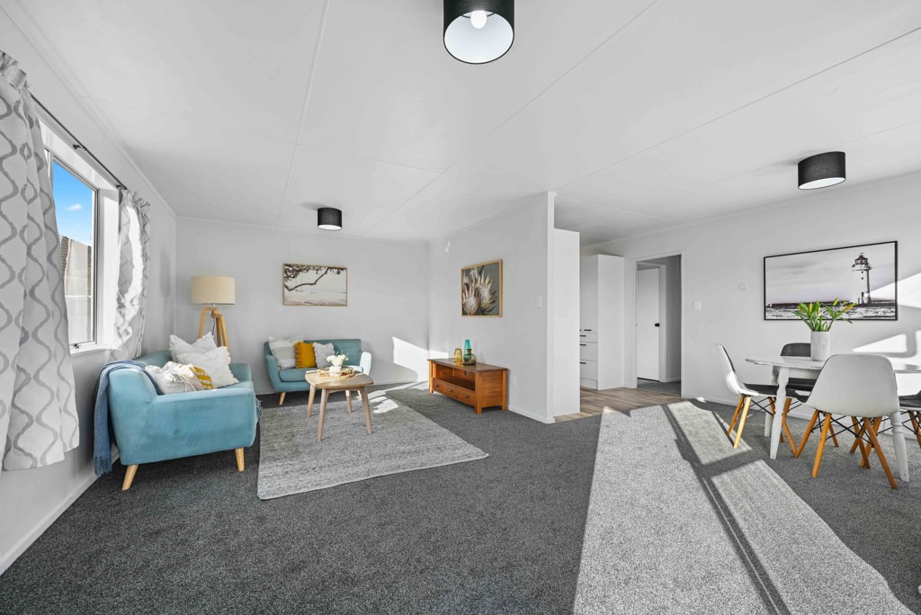 33B Portal Crescent
