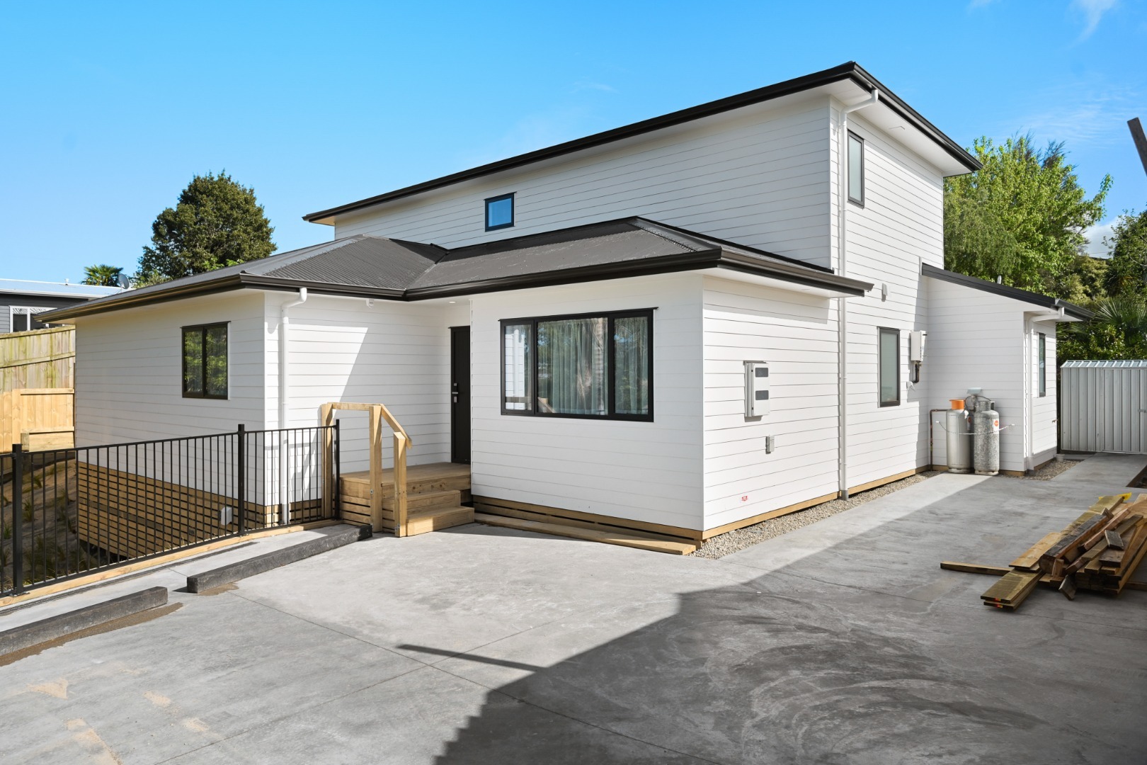 7/6B Hall Street — image 1