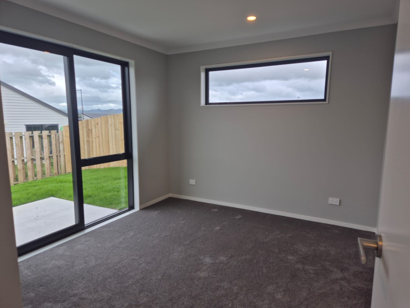 7 Riverine Street — image 3