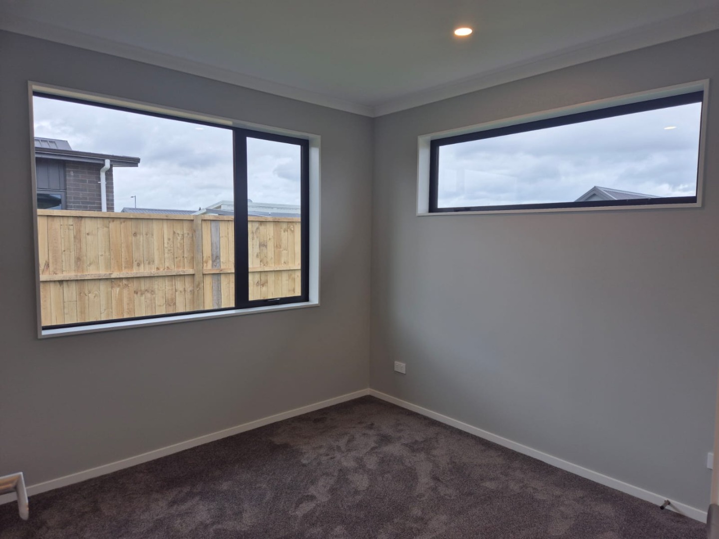 7 Riverine Street — image 5