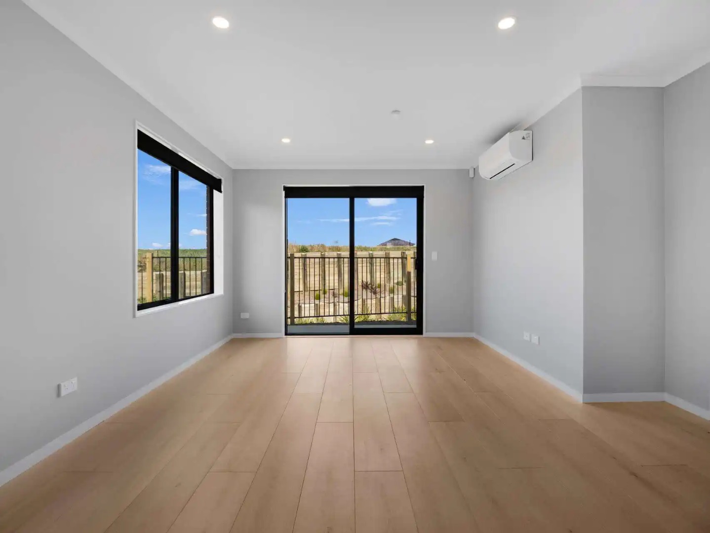 14 Maniapare Street — image 5