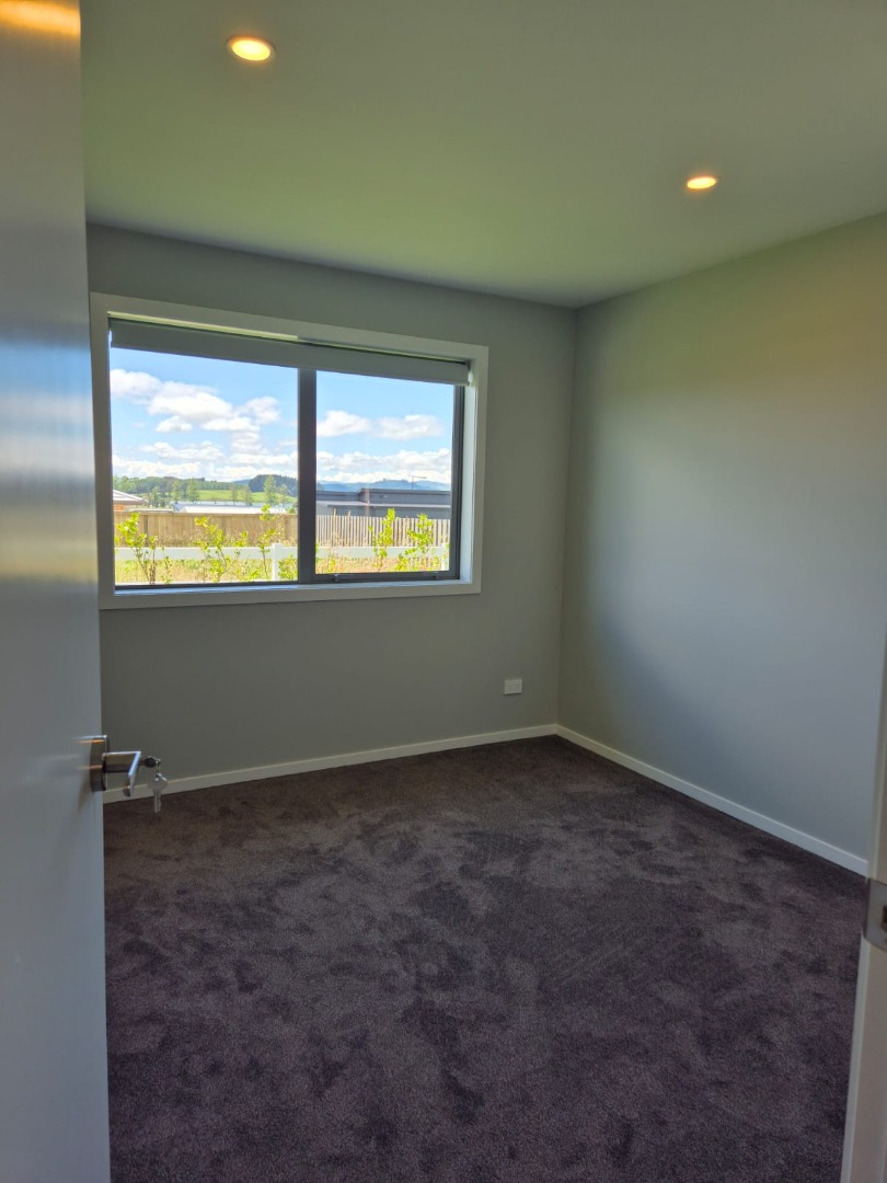 33  Riverine Road — image 6