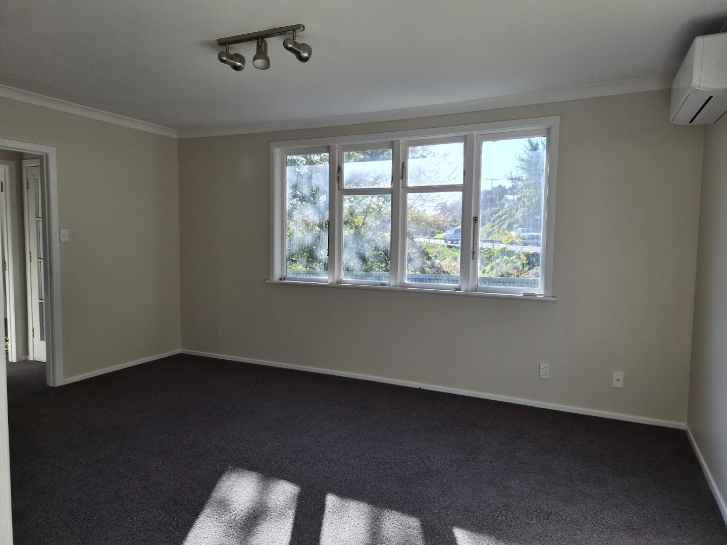 45 Kakamutu Road — image 3