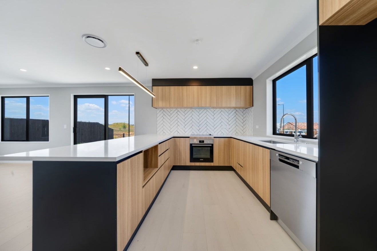 3  Maniapare Road — image 4