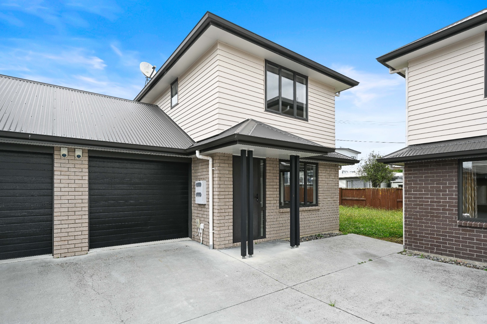 7/202 Old Farm Road — image 1