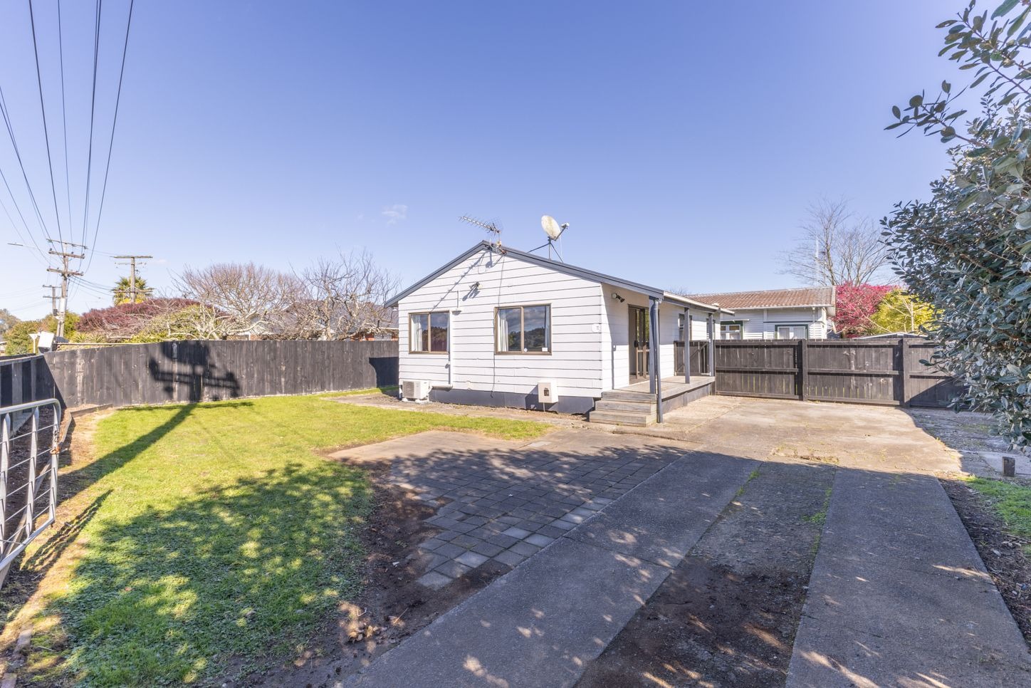 129A Avalon Drive — image 2