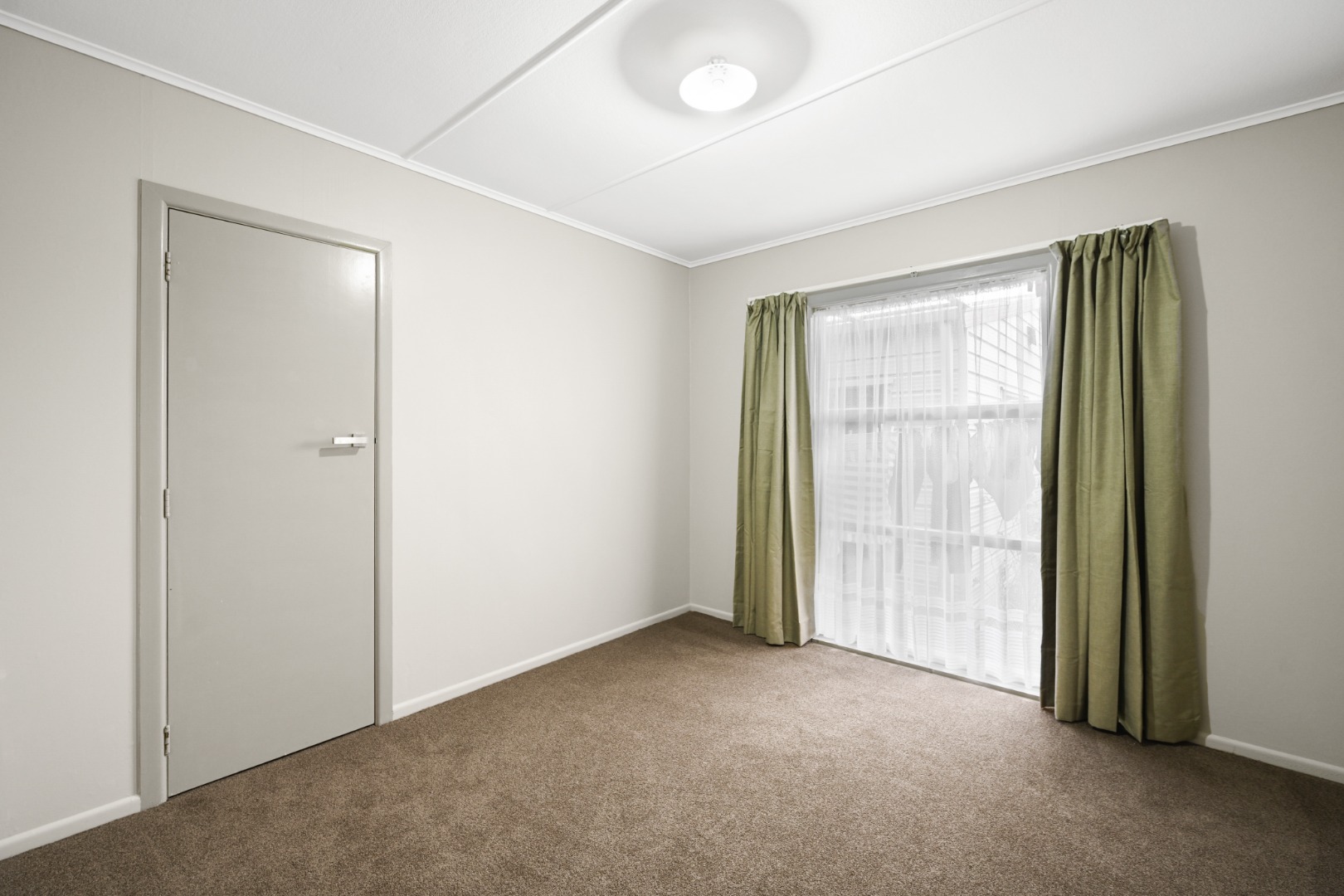 11 Read Place — image 6
