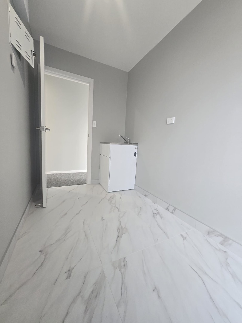 21 Riverine Road — image 6