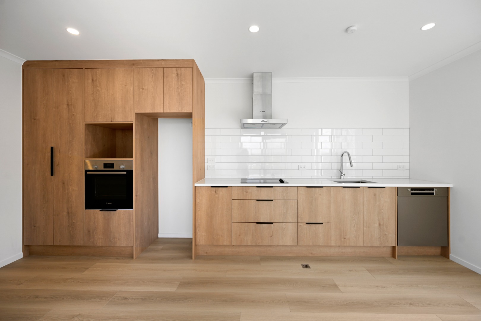 2/490 Greenhill Drive — image 3