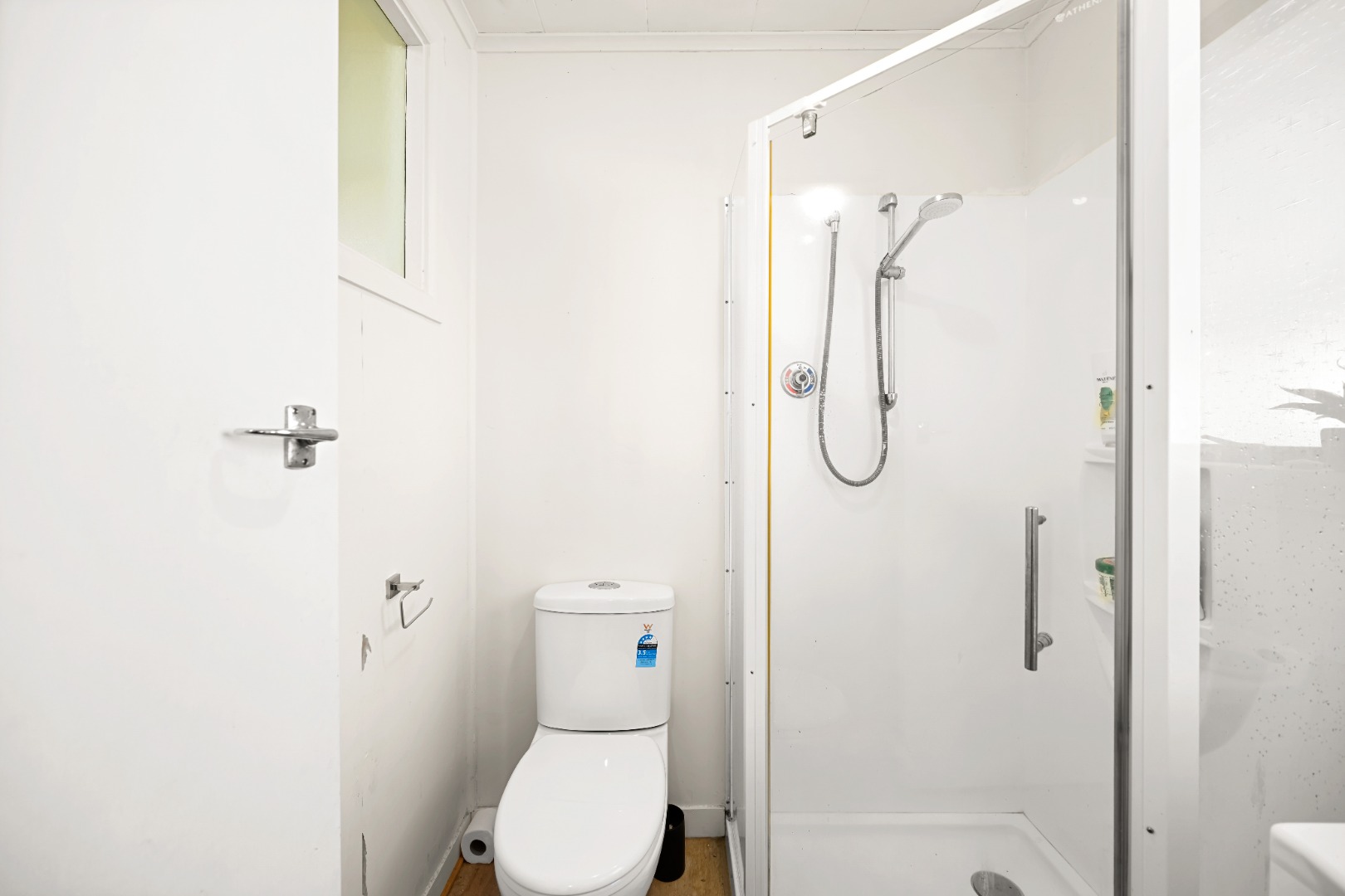 52a  Vardon Road — image 6