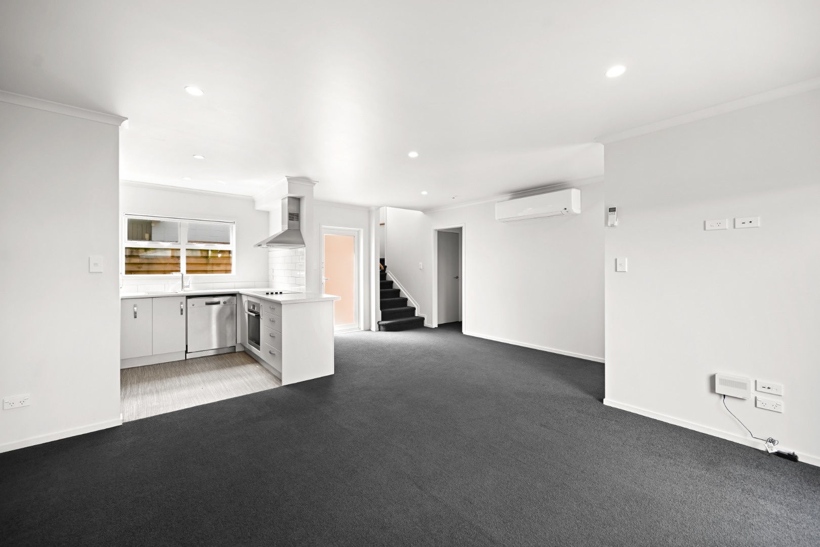 8/157 Ulster Street