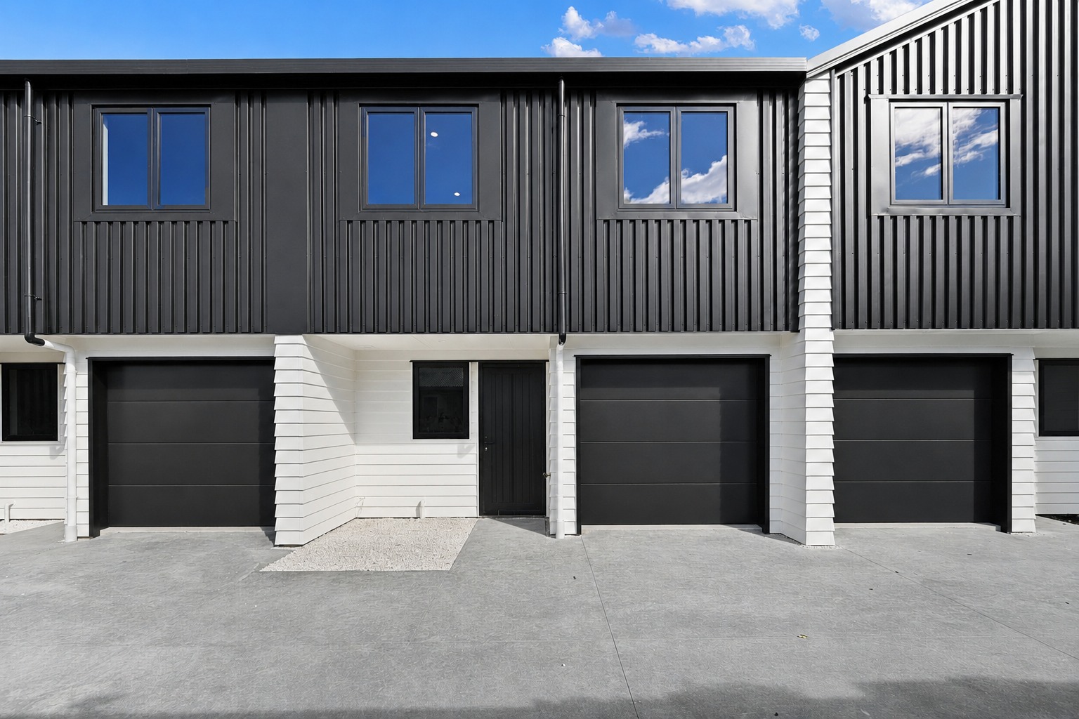 97d Aurora Terrace