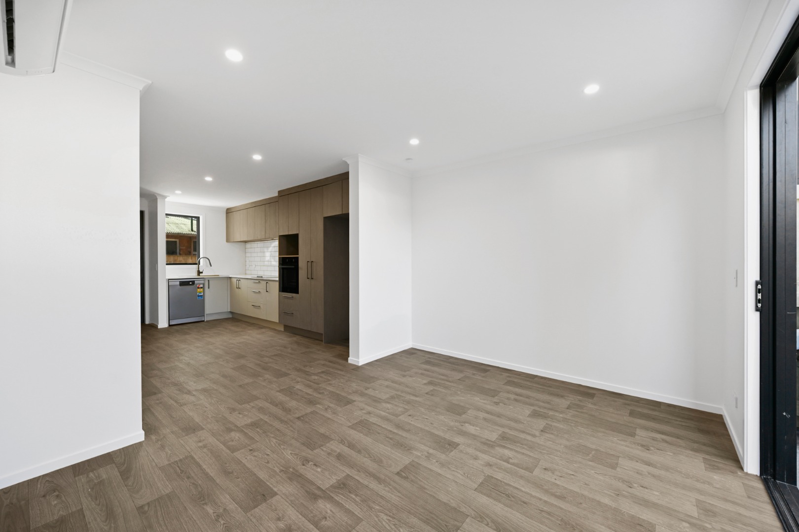 97d Aurora Terrace