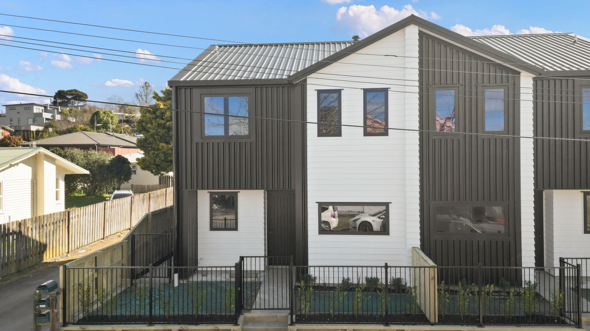 97a Aurora Terrace (Room A)