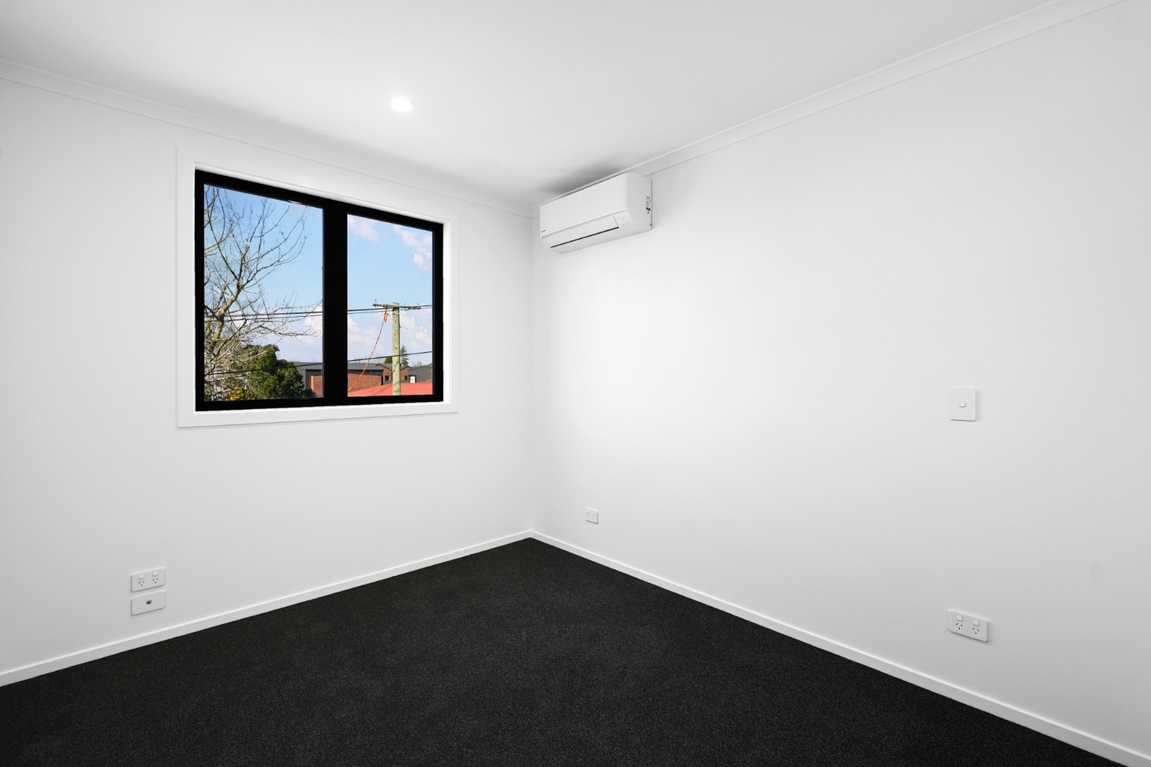97a Aurora Terrace (Room A)