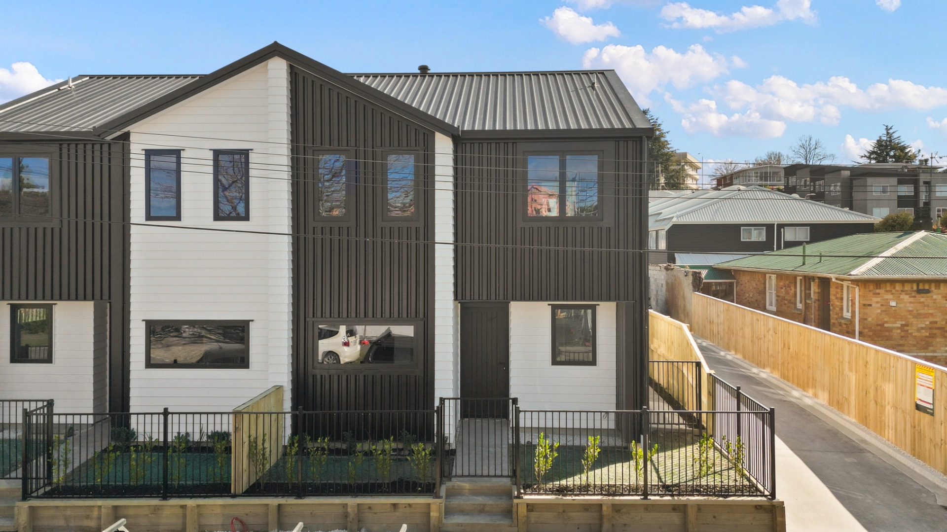 97b Aurora Terrace (Room 2) 