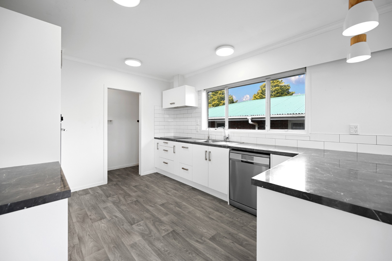 82 Rawhiti Avenue