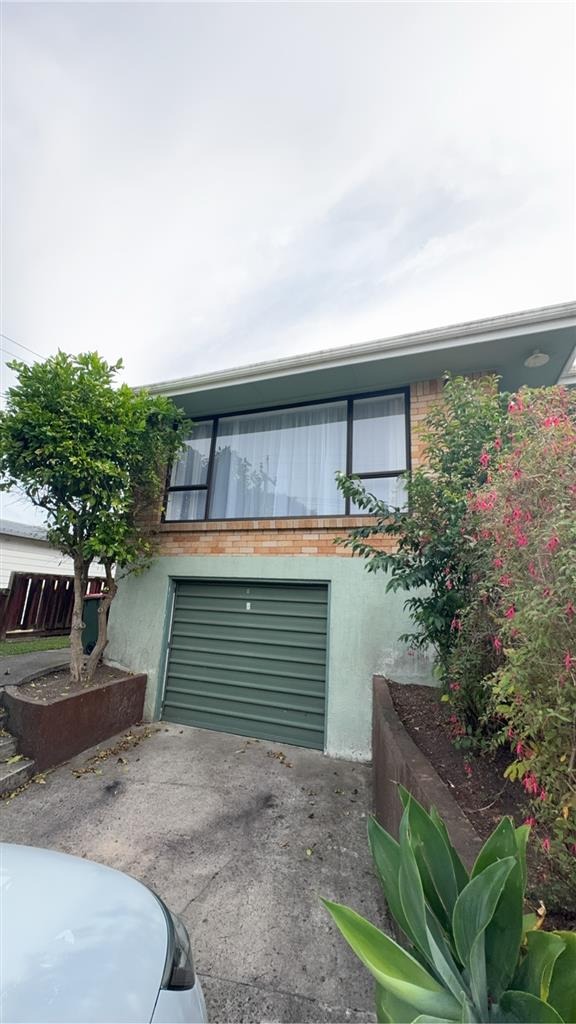 31 McCracken Avenue