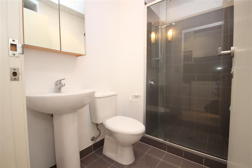 UNIVERSITY / BRITOMART - GREAT QUIET LOCATION!