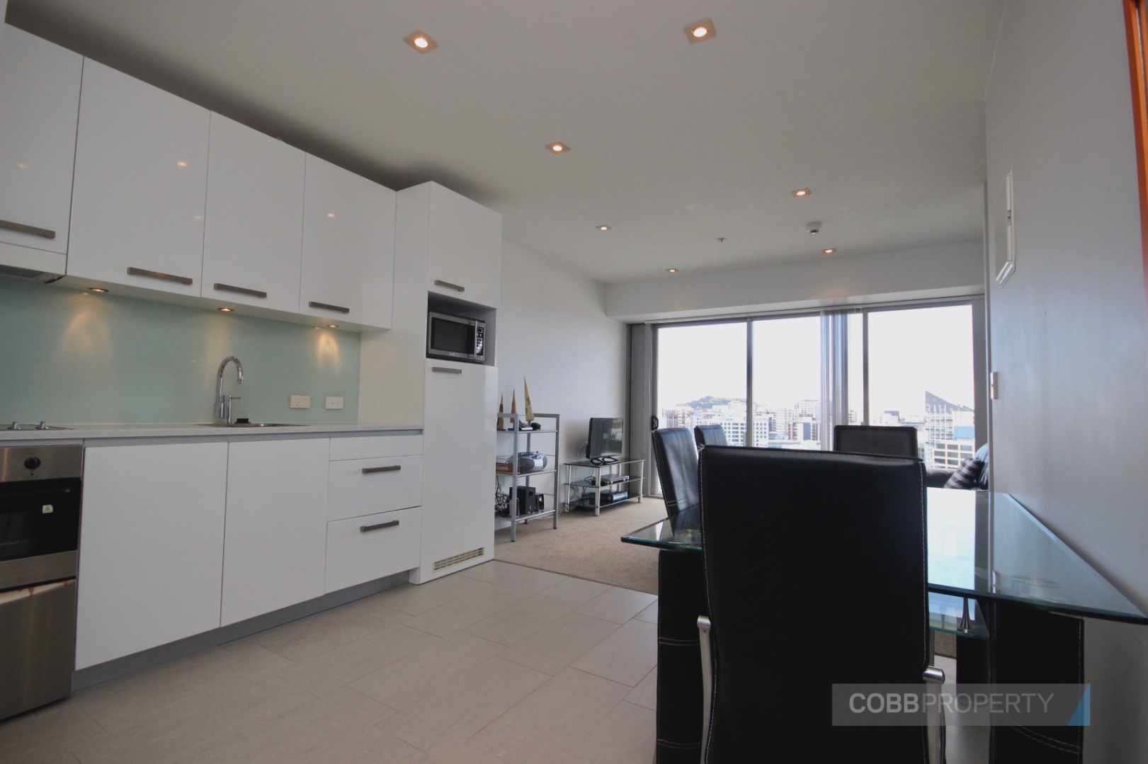 MODERN & BRIGHT + STUDY