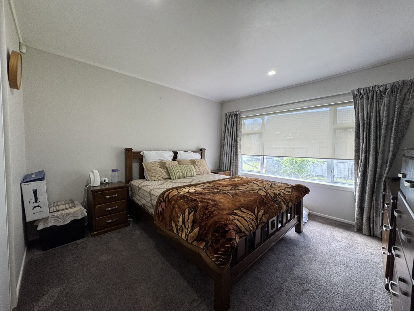 Renovated Large Brick 3brm Duplex House 