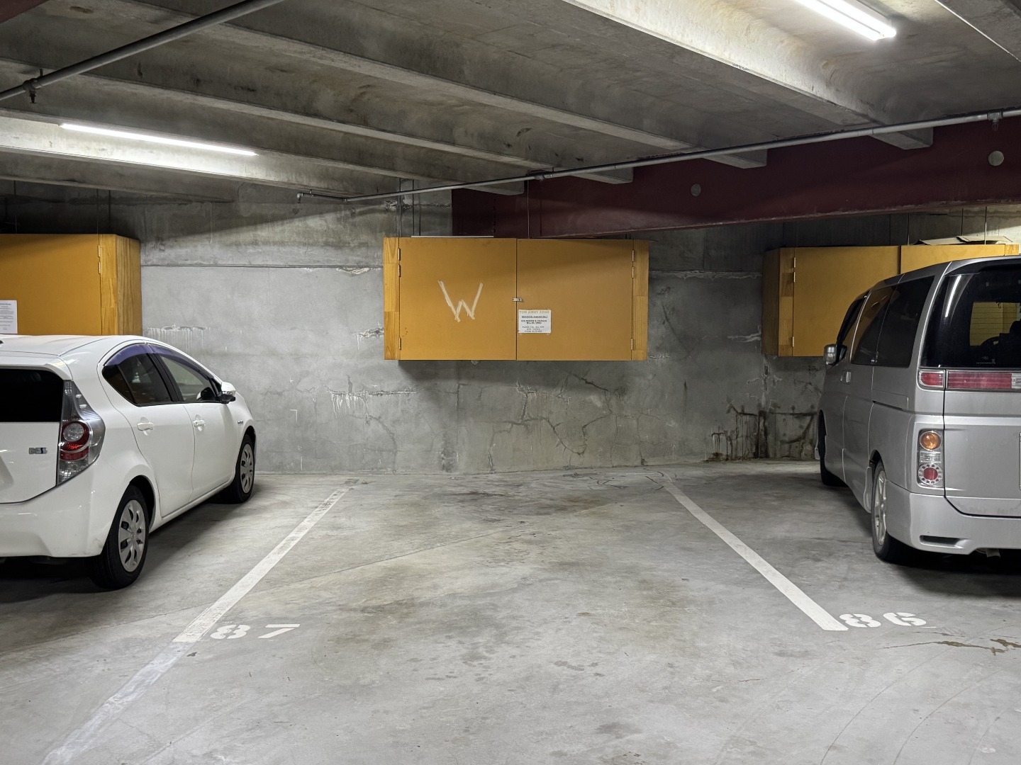 SPARKLING HARBOUR VIEWS - AUCKLAND VIADUCT 