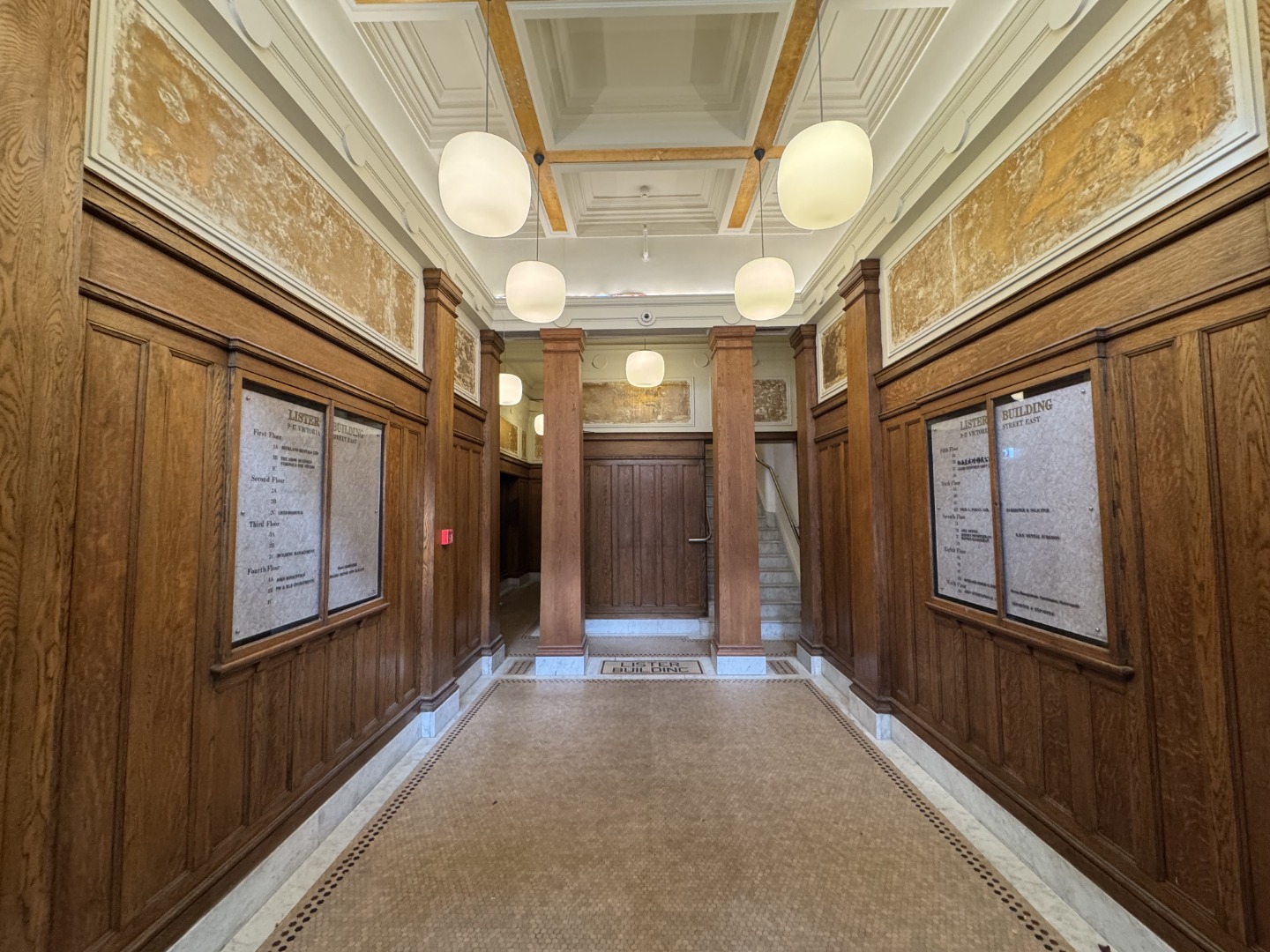 CHARMING CHARACTER APARTMENT