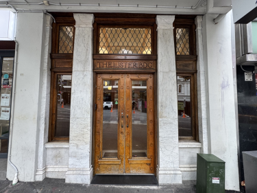 CHARMING CHARACTER APARTMENT