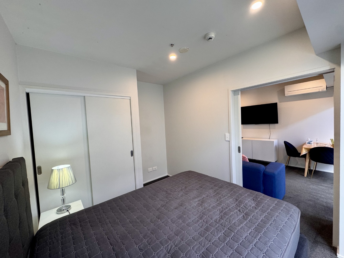 QUIET & EQUIPPED - 1 BEDROOM APARTMENT