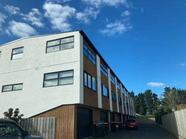 10/63 Tawa Street