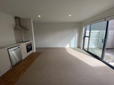 2/17 Owens Place