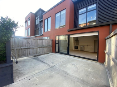 31/17 Owens Place