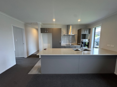 13 Richardson Road