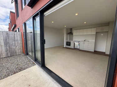 46/17 Owens Place
