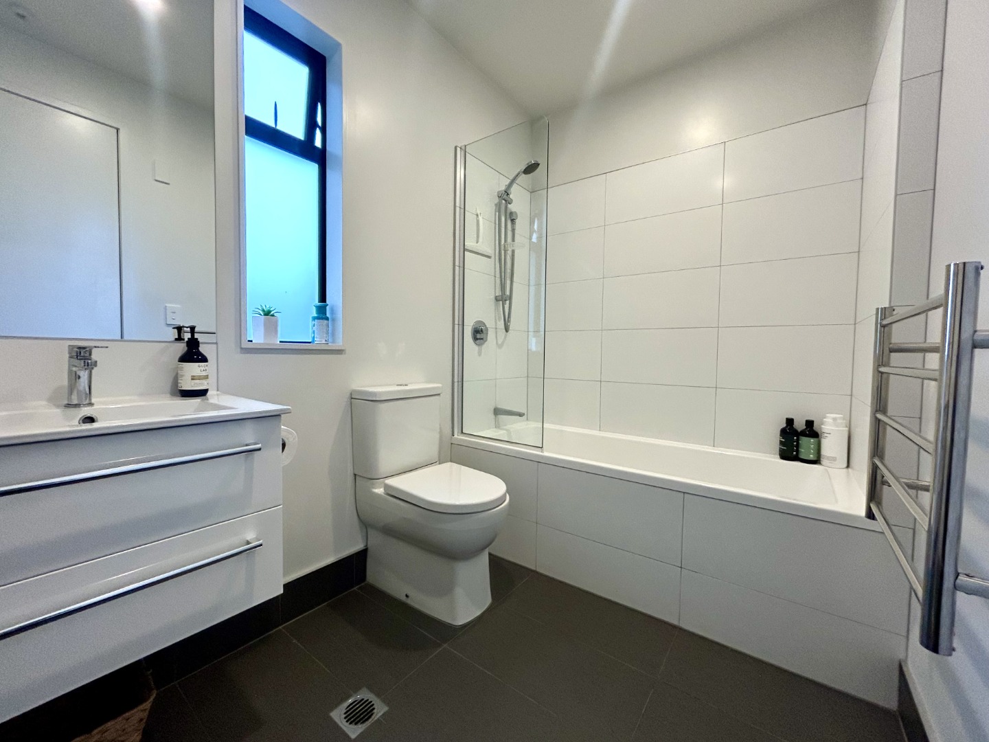 Unit 5a, 341 Madras Street, City Centre (Christchurch City), Christchurch