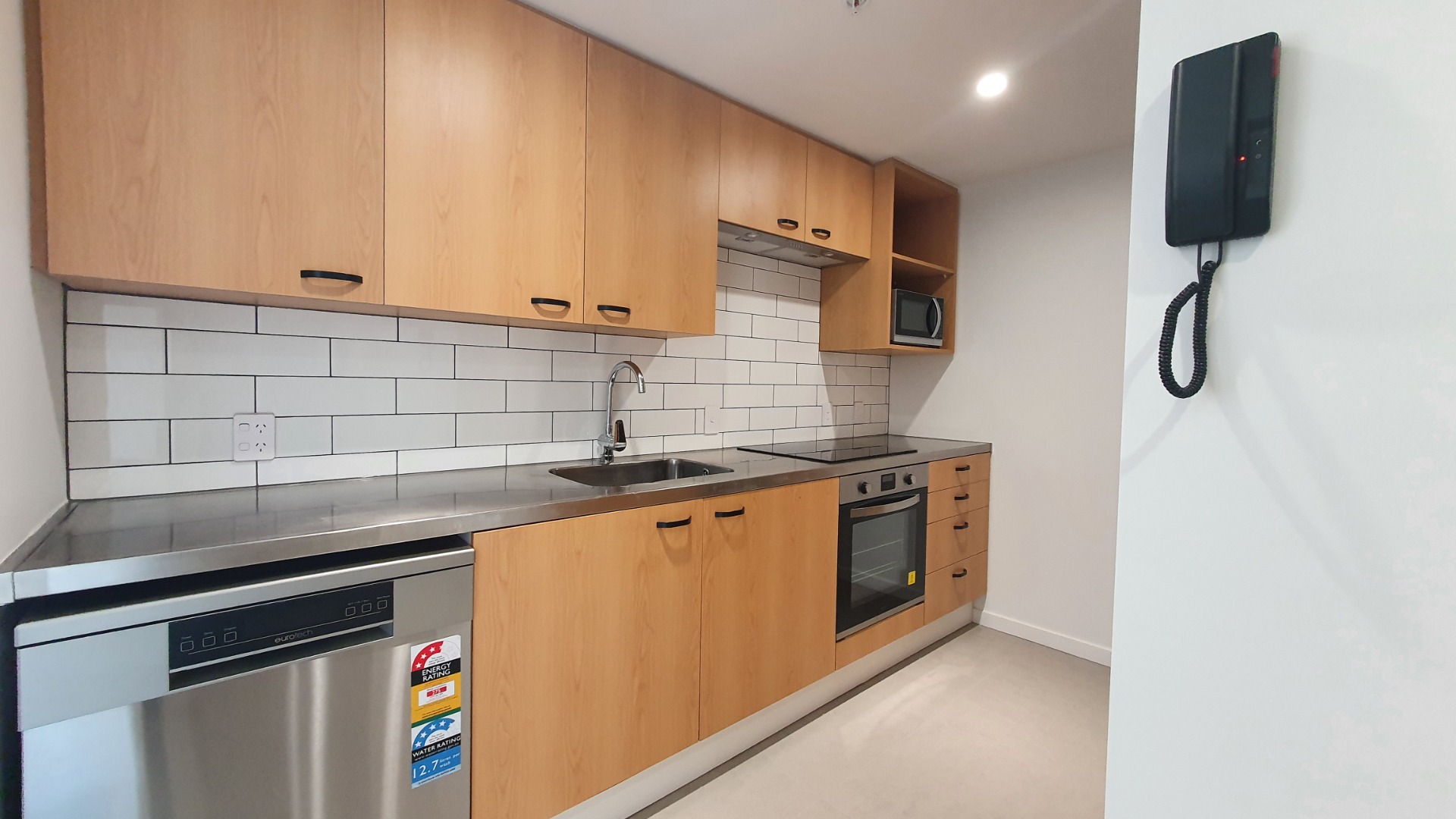 Unit 404, 12 Latimer Square, City Centre (Christchurch City), Christchurch