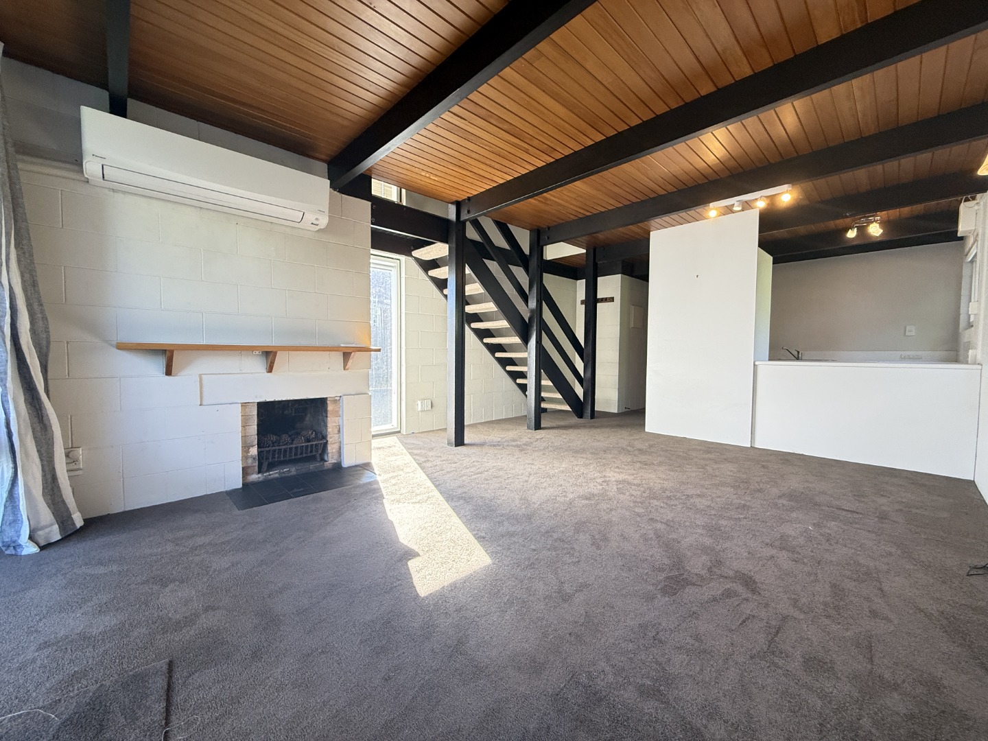 Unit 4, 100 Office Road, Merivale, Christchurch