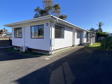 303A Sandringham Road
