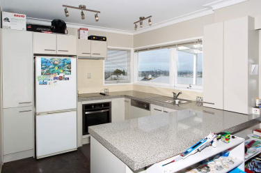 Photo of Sunnynook North Shore City House - 3