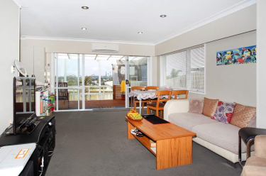 Photo of Sunnynook North Shore City House - 6