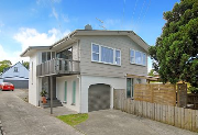 Thumbnail image of Sunnynook North Shore City House - 2