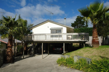 Click for more info about House NHP10090
