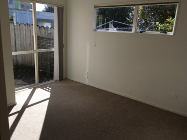 Photo of Glenfield North Shore City House - 11