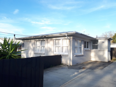Click for more info about House NHP10872