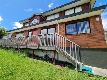 Click for more info about House NHP10016