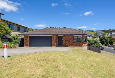 Photo of Stanmore Bay Rodney House - 1