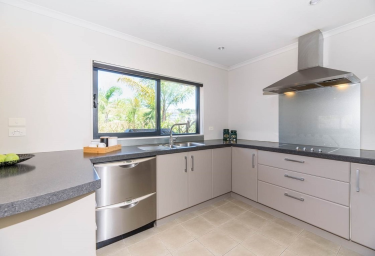 Photo of Stanmore Bay Rodney House - 3