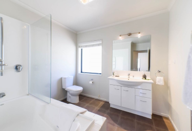 Photo of Stanmore Bay Rodney House - 10